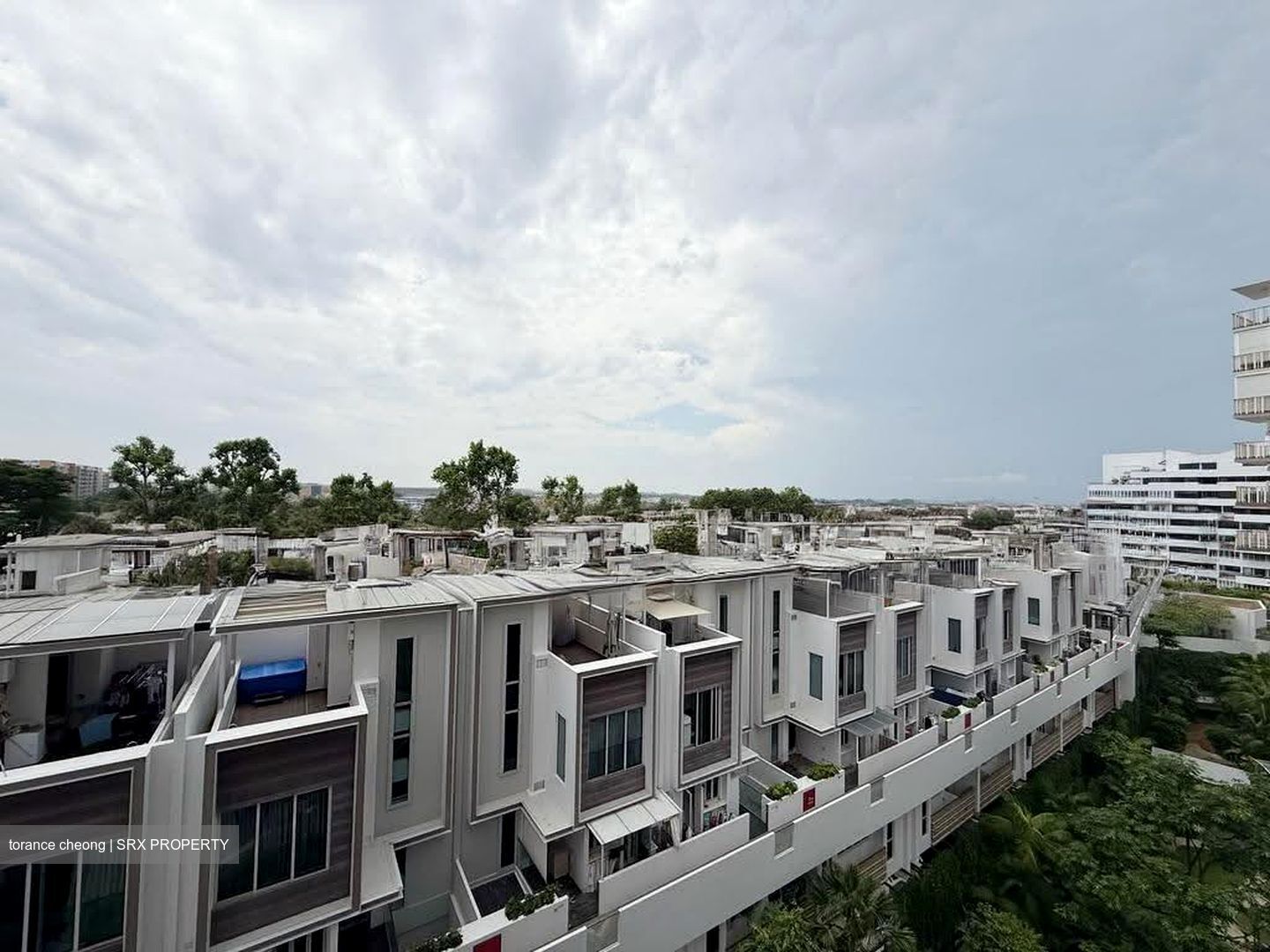 eCO (D16), Condominium #612385021